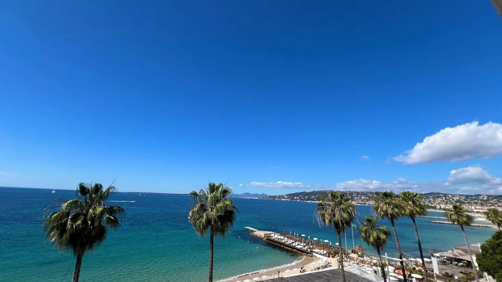 Juan Les Pins - Sea View - 4 People - Parking Apartment France