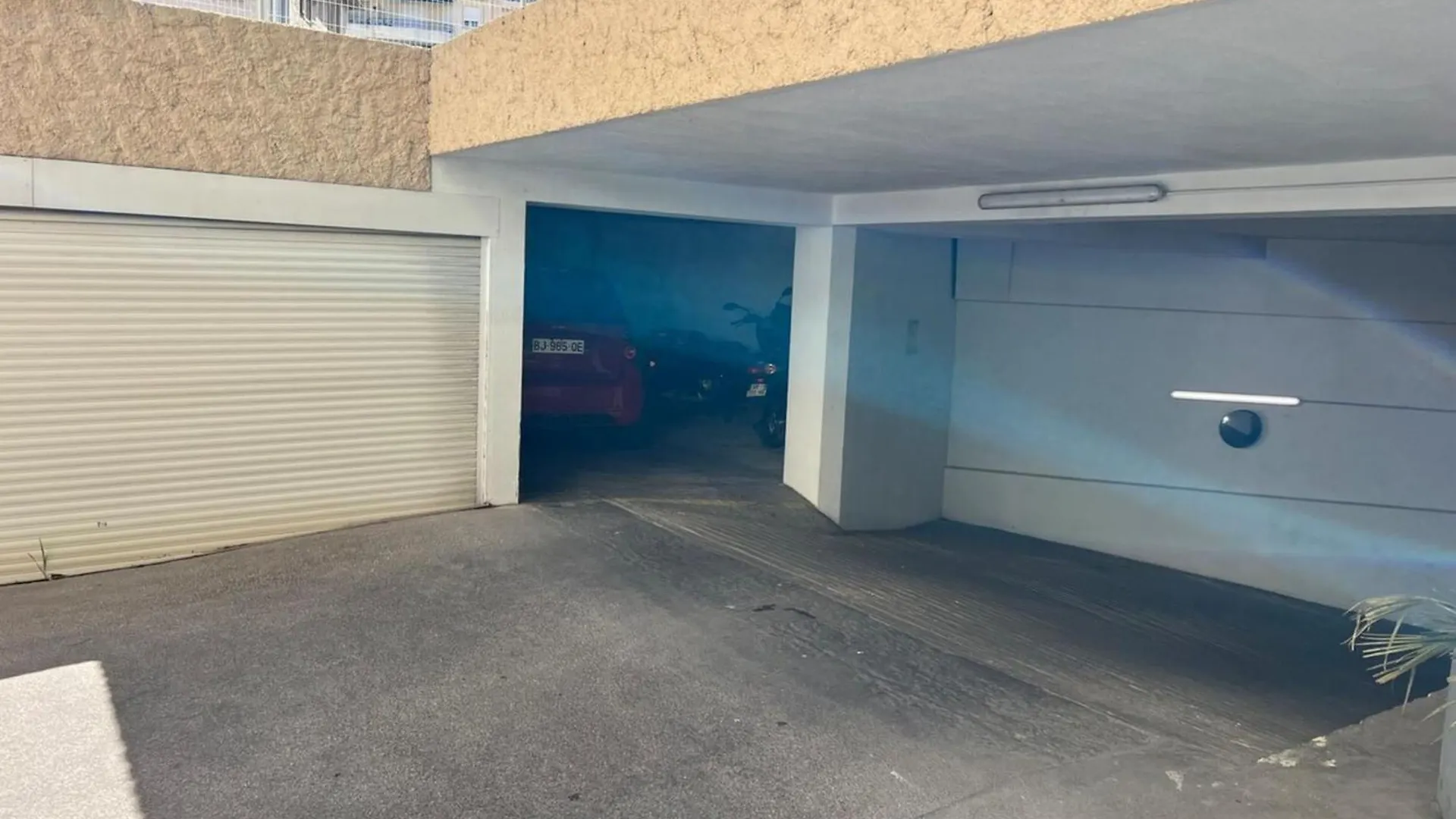 Juan Les Pins - Sea View - 4 People - Parking Apartment